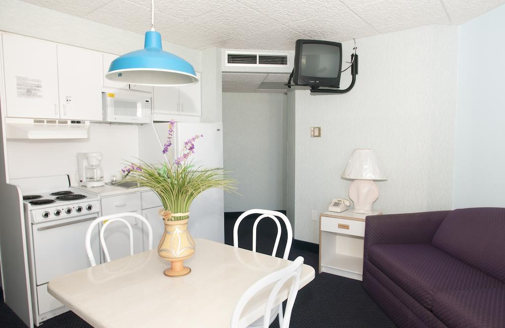 Bal Harbour Hotels Wildwood Crest Room photo
